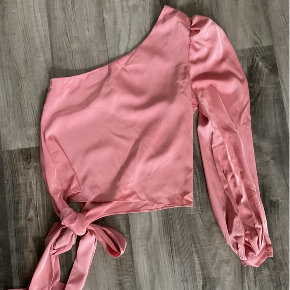 Lovers + Friends x Revolve Kendall Blouse in Guava Pink size small - Picture 5 of 5